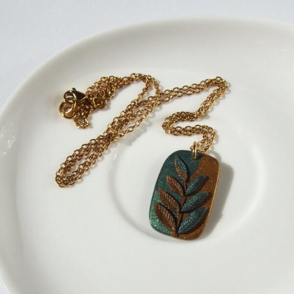 Handmade Leaf Necklace: Earthy Nature Pendant